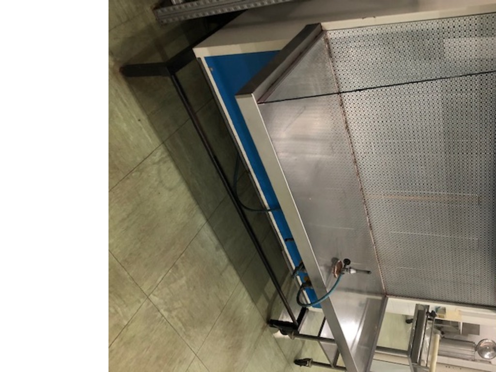 Laboratorio in vendita