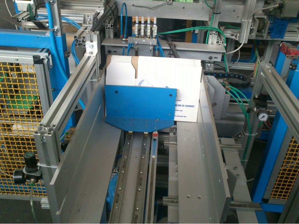 INCARTONATRICE AUTOMATICA vari prodotti in vendita - foto 2