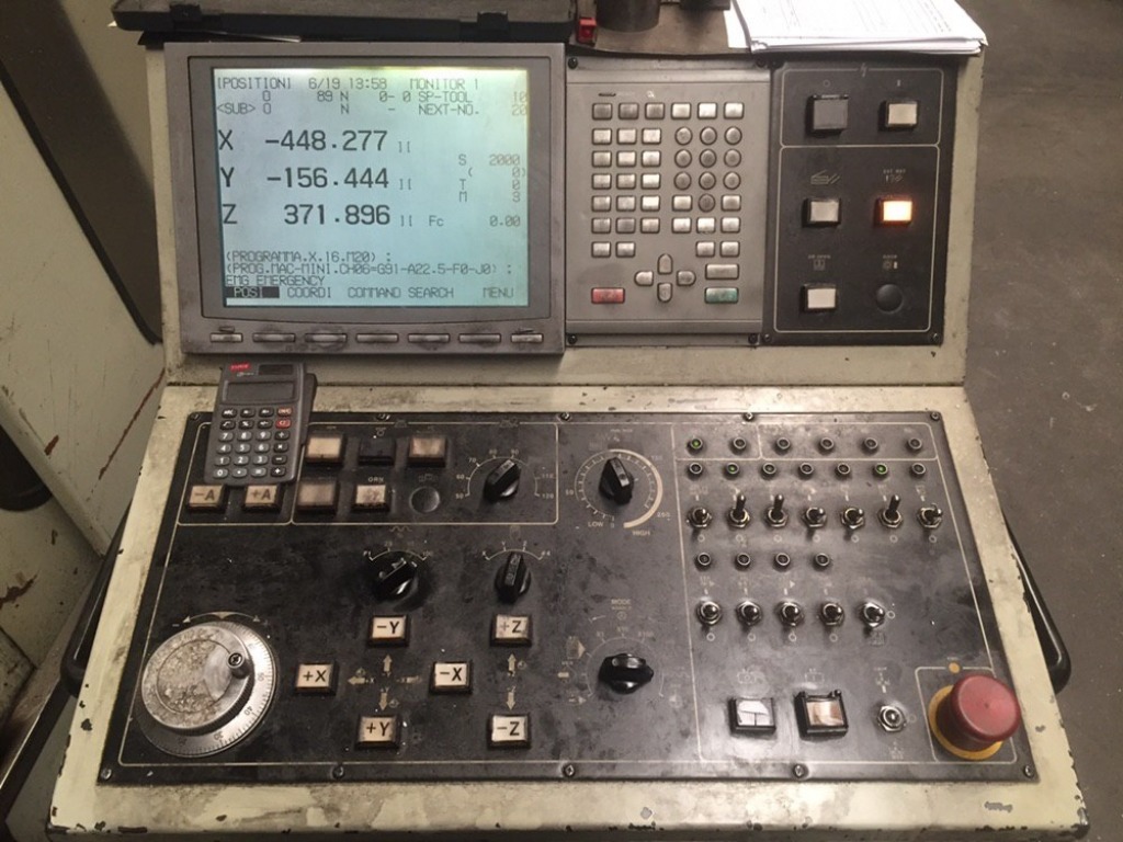 centro lavoro verticale SHE HONG HV-50 A in vendita - foto 3