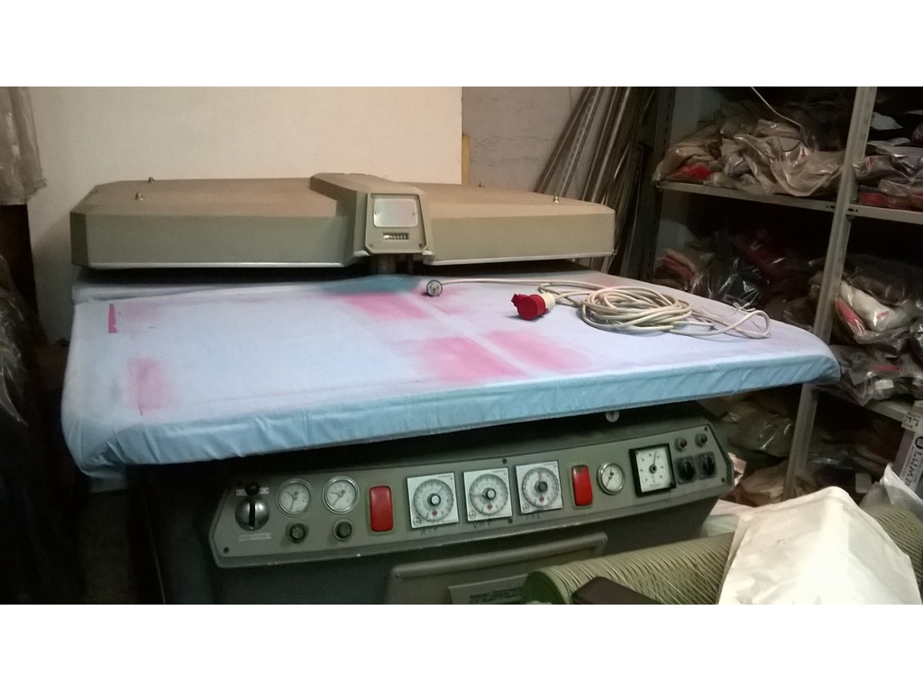 Presse tessili in vendita