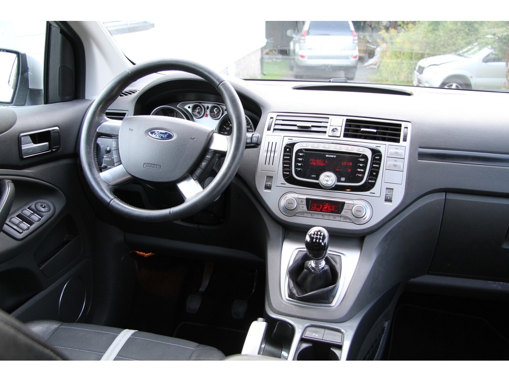 Ford Kuga 2,0TD in vendita - foto 2