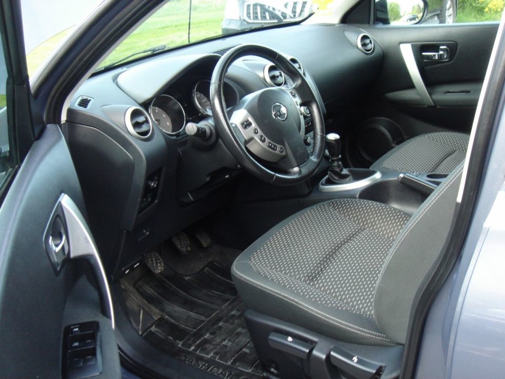 Nissan Qashqai 1.5 DCl in vendita - foto 2