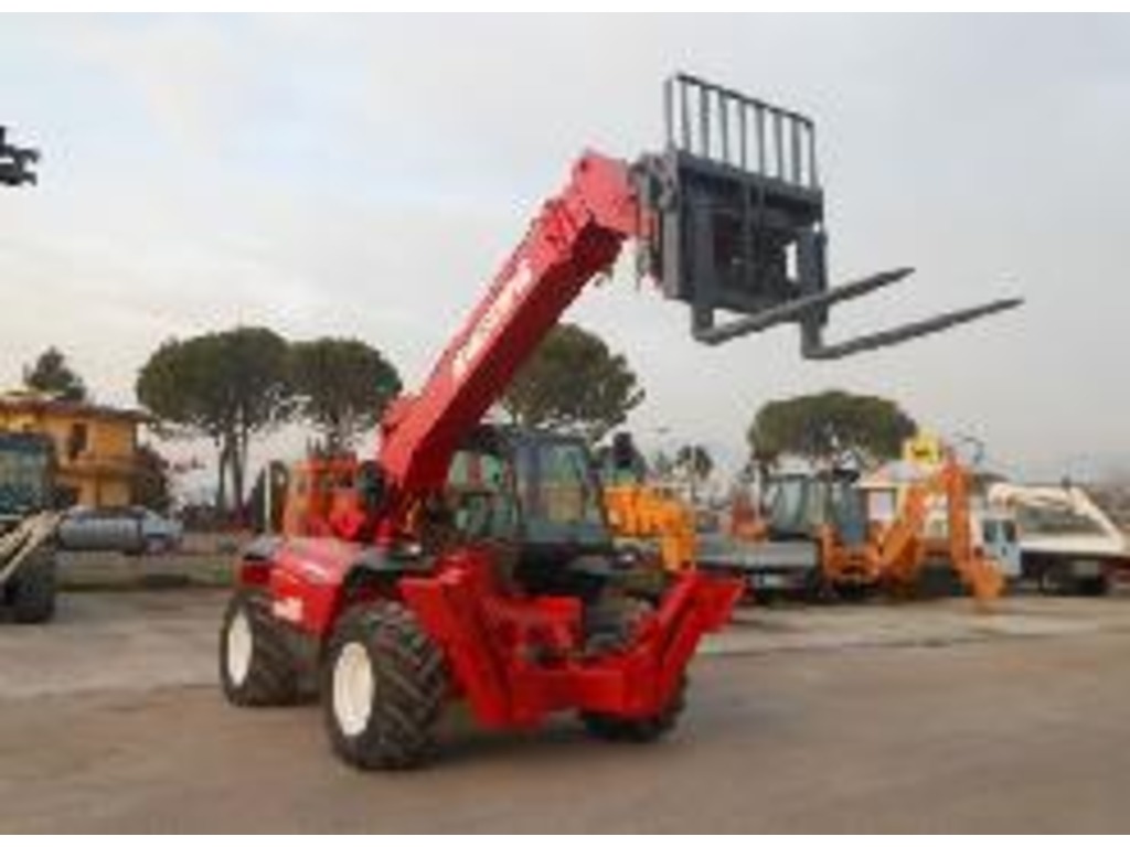 Vendesi sollevatore telescopico Manitou in vendita - foto 1
