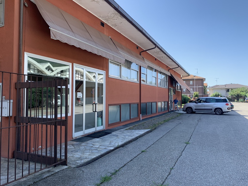 VENDESI in vendita - foto 2