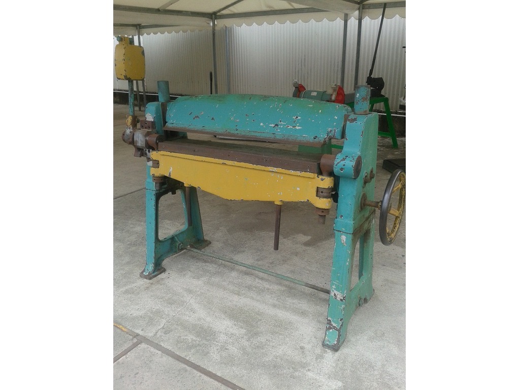 PIEGATRICE PER LAMIERA MANUALE. in vendita - foto 6