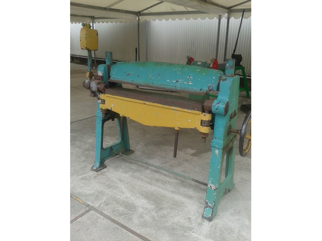 PIEGATRICE PER LAMIERA MANUALE. in vendita - foto 7