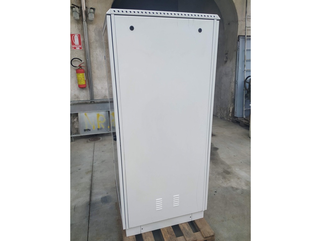 Armadio Rack 19 a muro 35 Unità sezione unica in vendita - foto 2
