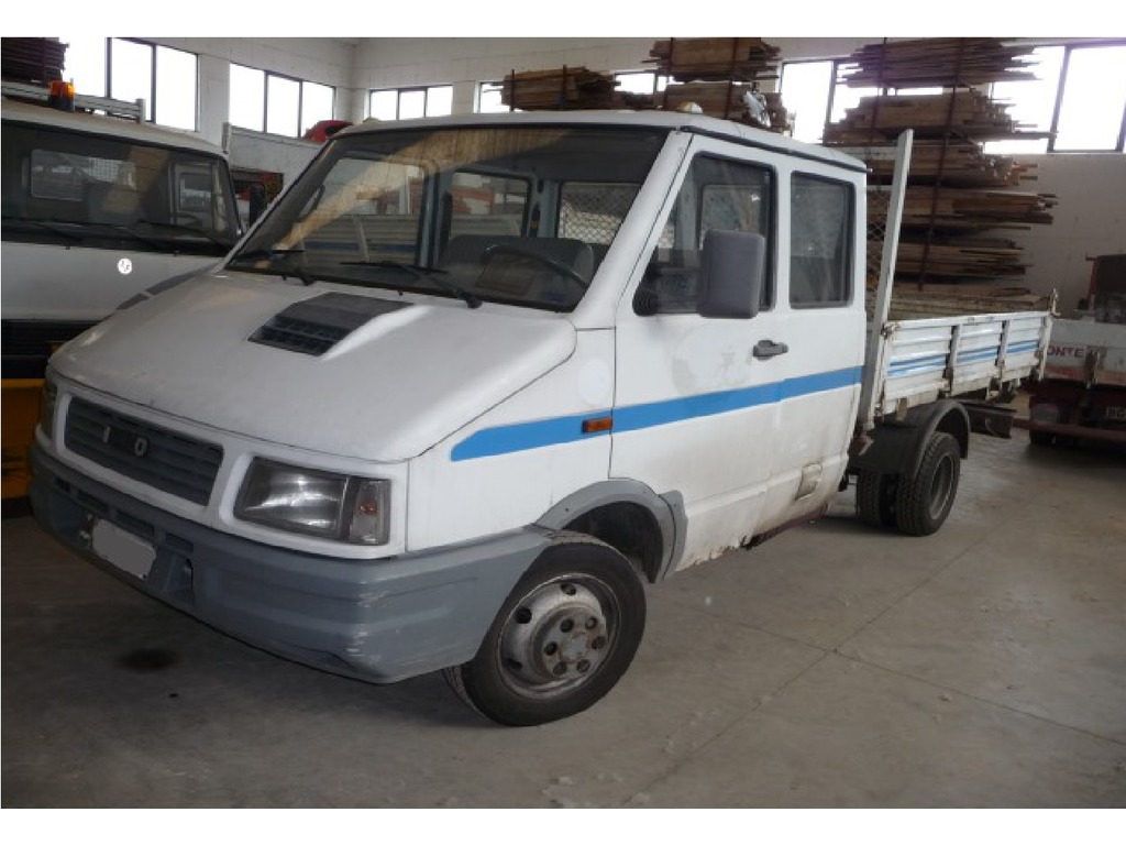 Vendesi autocarri Fiat Iveco in vendita - foto 1