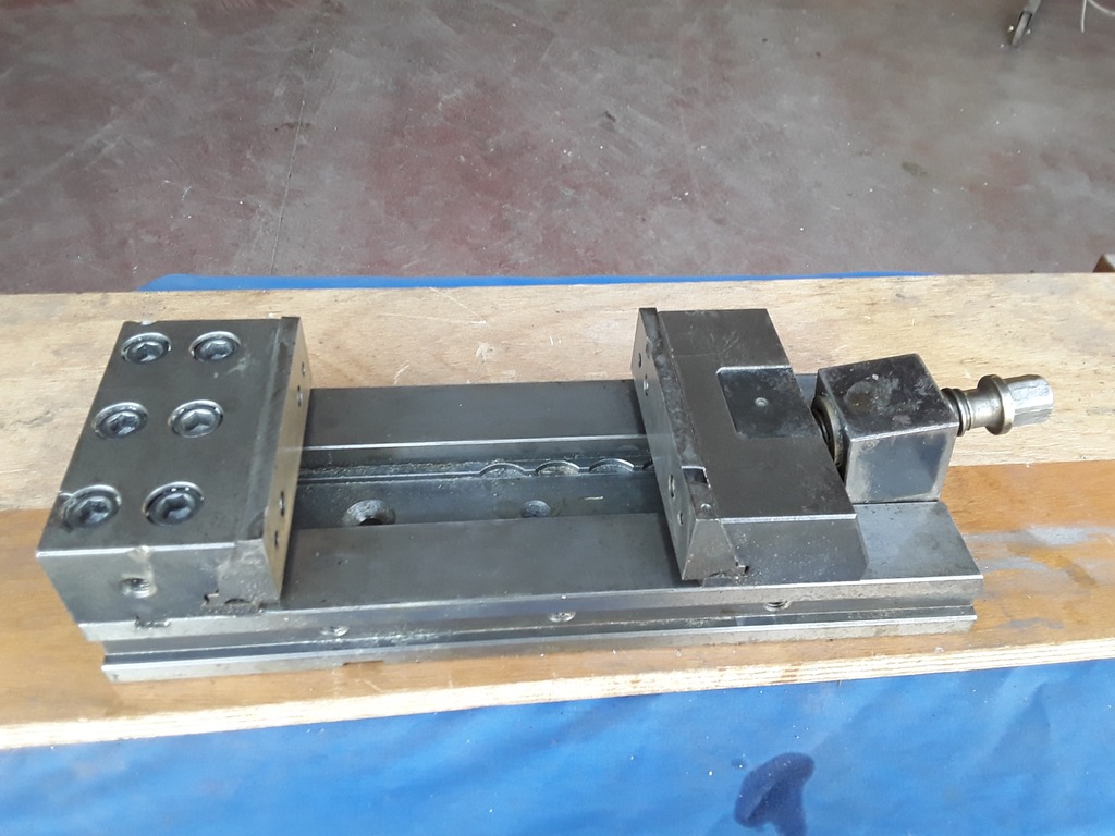 MORSA MODULARE DI PRECISIONE CUTTER DA 150 X 400 A BASE FISSA in vendita - foto 1
