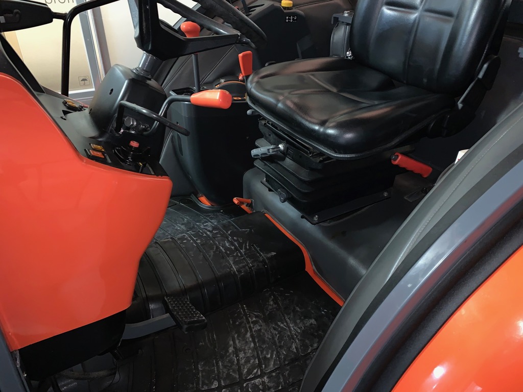 Trattore Usato Kubota M7060 in vendita - foto 7