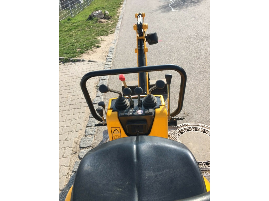 Miniescavatore JCB 8008 in vendita - foto 8