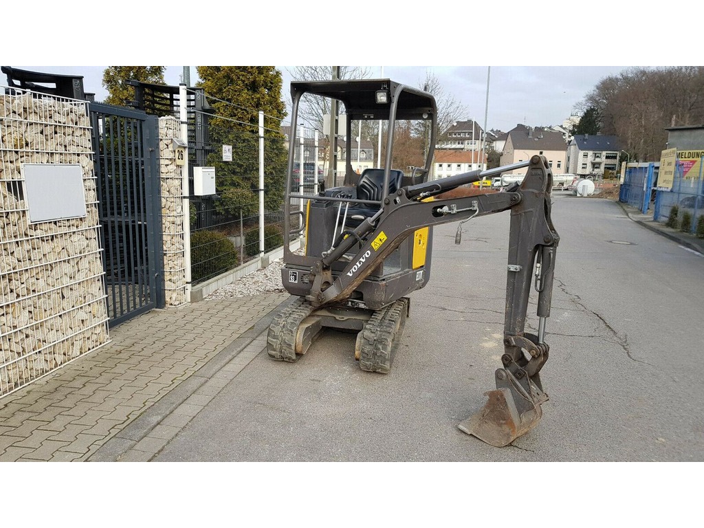 Miniescavatore Volvo EC 17 C in vendita - foto 2