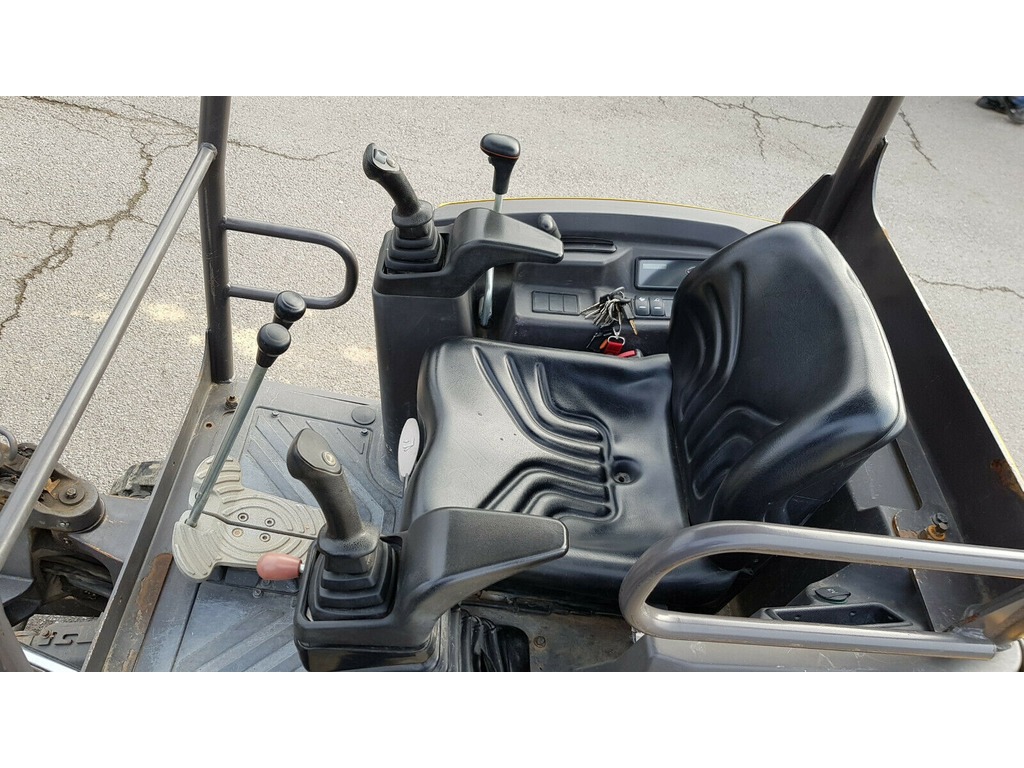 Miniescavatore Volvo EC 17 C in vendita - foto 5