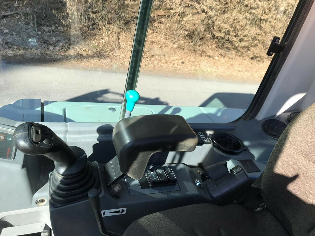 Miniescavatore Takeuchi TB 228 in vendita - foto 4