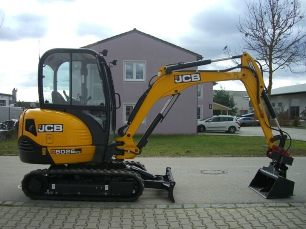 Miniescavatore JCB 8026 CTS in vendita - foto 3