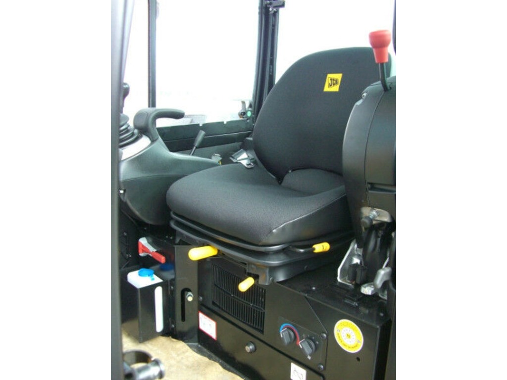 Miniescavatore JCB 8026 CTS in vendita - foto 5