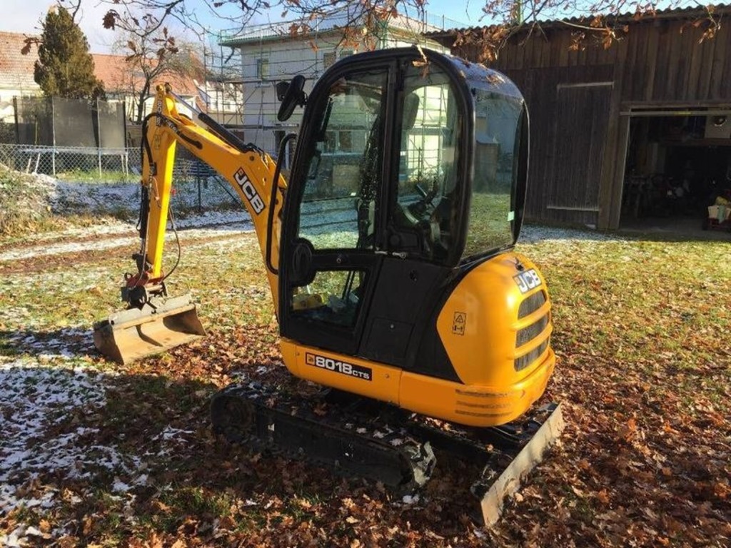 Miniescavatore JCB 8018 CTS in vendita - foto 2