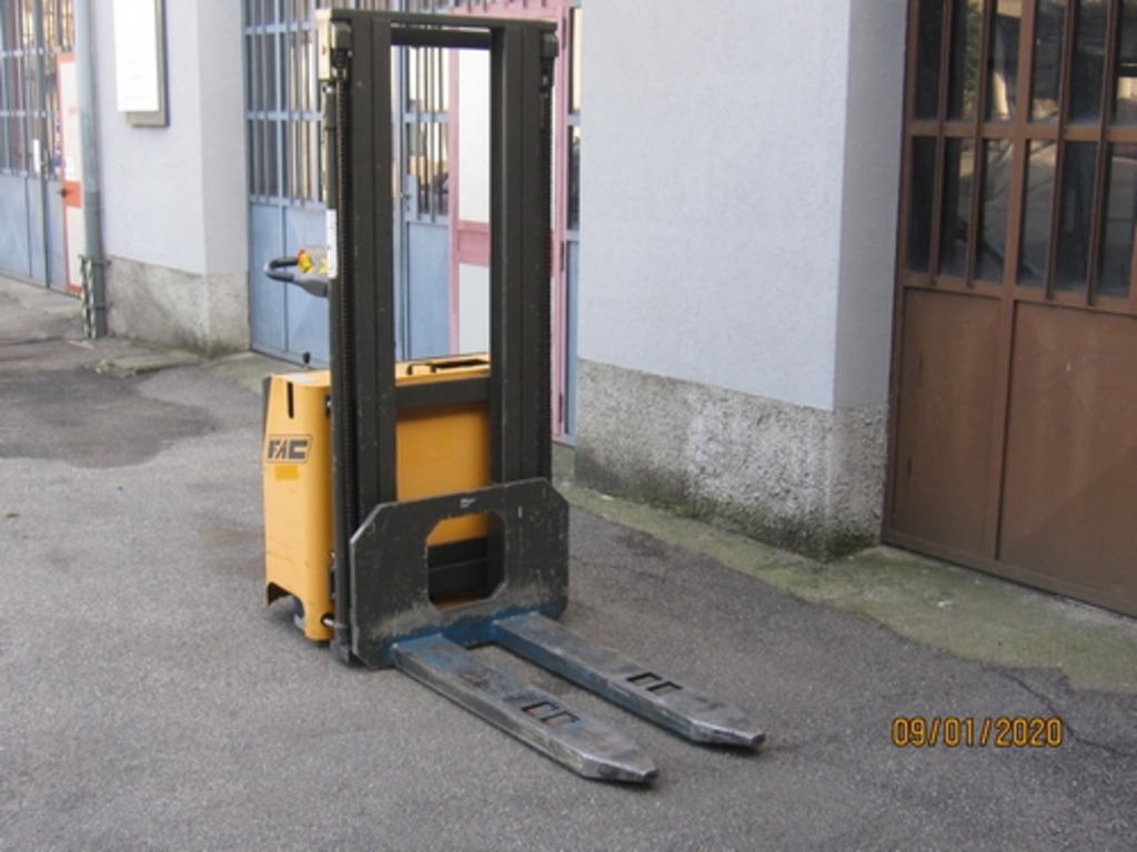 TRANSPALLET ELETTRICO FAC (125 ORE DI LAVORO) in vendita - foto 5