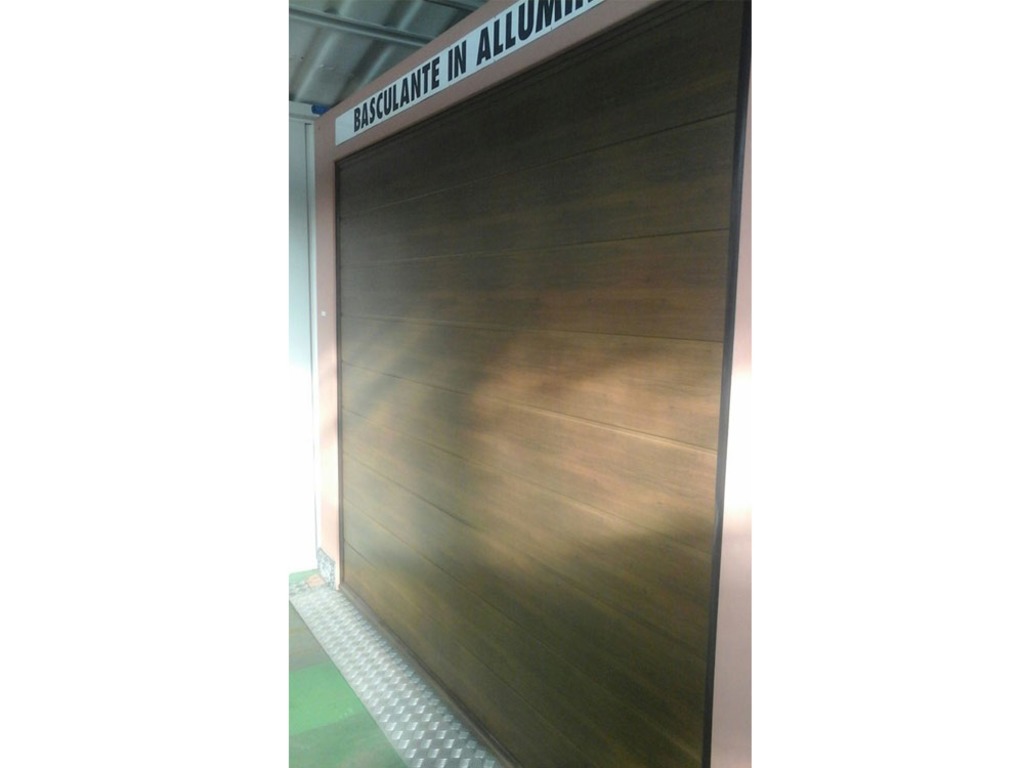 Porte basculanti e porte d'interni in vendita - foto 2