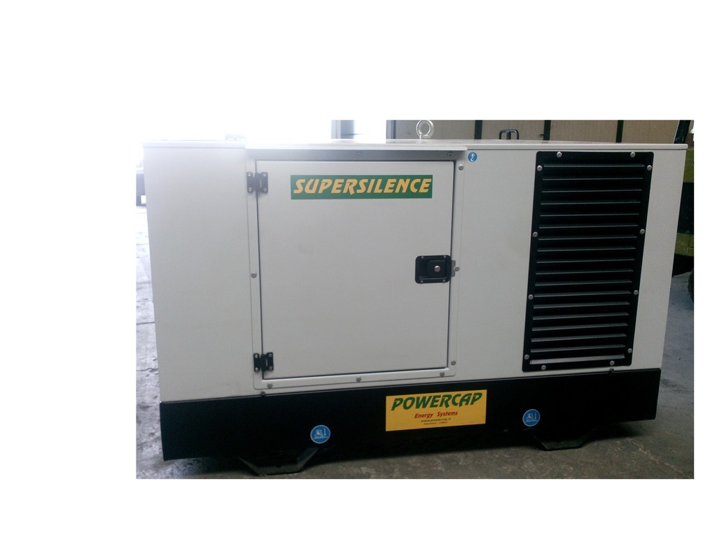 Gruppo elettrogeno/generatore nuovo silenziato diesel 11 kva in vendita - foto 1