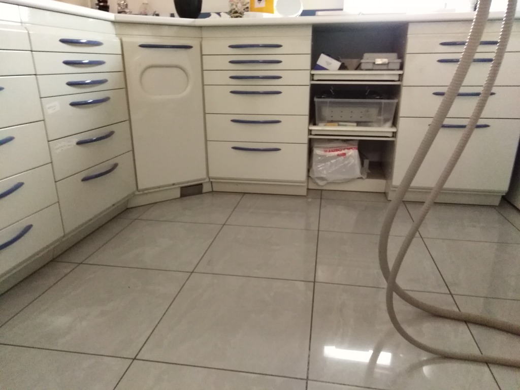 Laboratorio in vendita