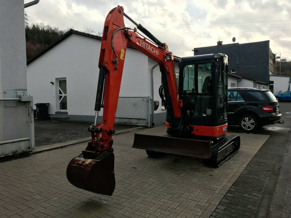 Miniescavatore Hitachi ZX38U-3 in vendita - foto 2