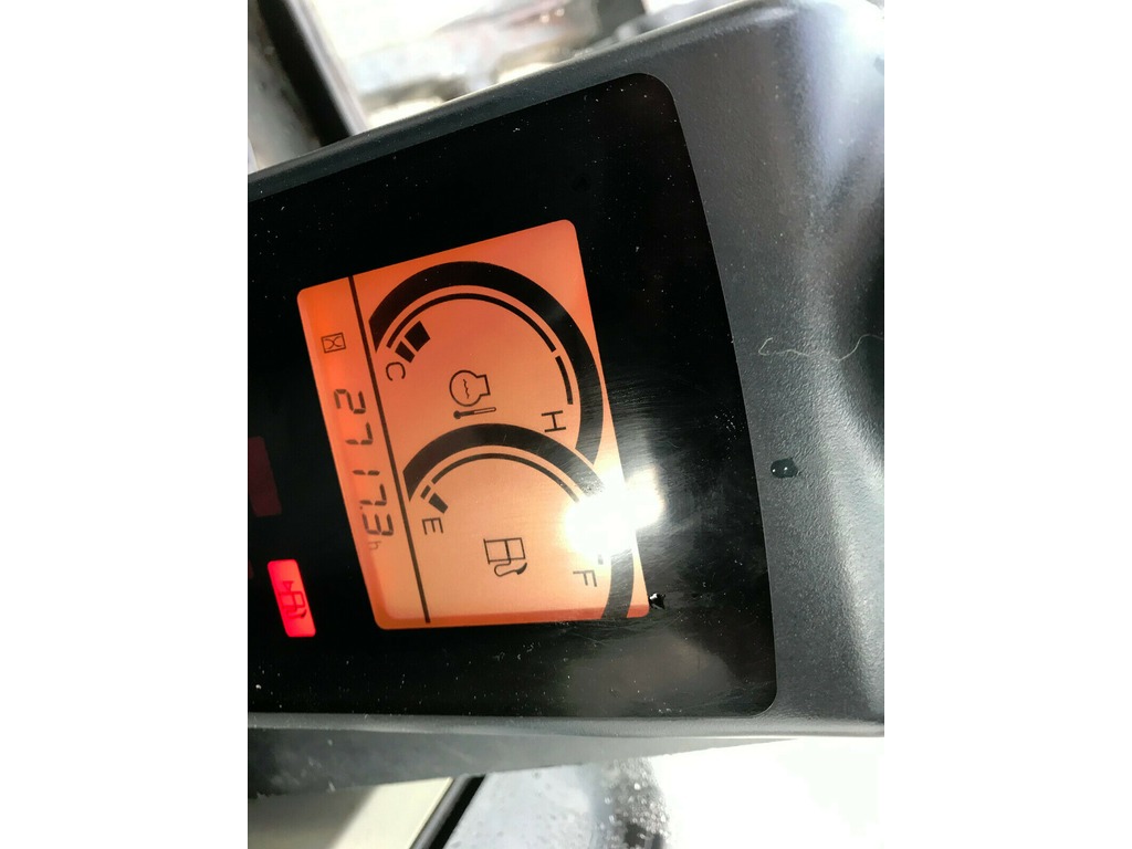 Miniescavatore Hitachi ZX38U-3 in vendita - foto 6