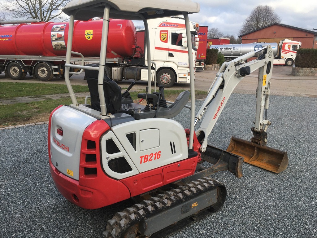 Miniescavatore Takeuchi TB216 in vendita - foto 2