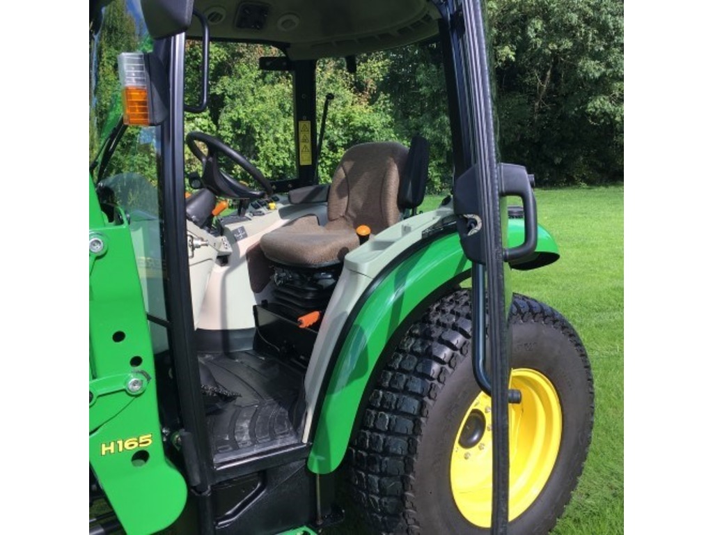 Trattore John Deere 3320 in vendita - foto 4