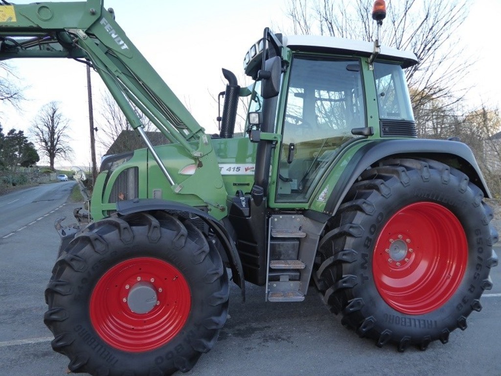Trattore Fendt 415 Vario in vendita - foto 2