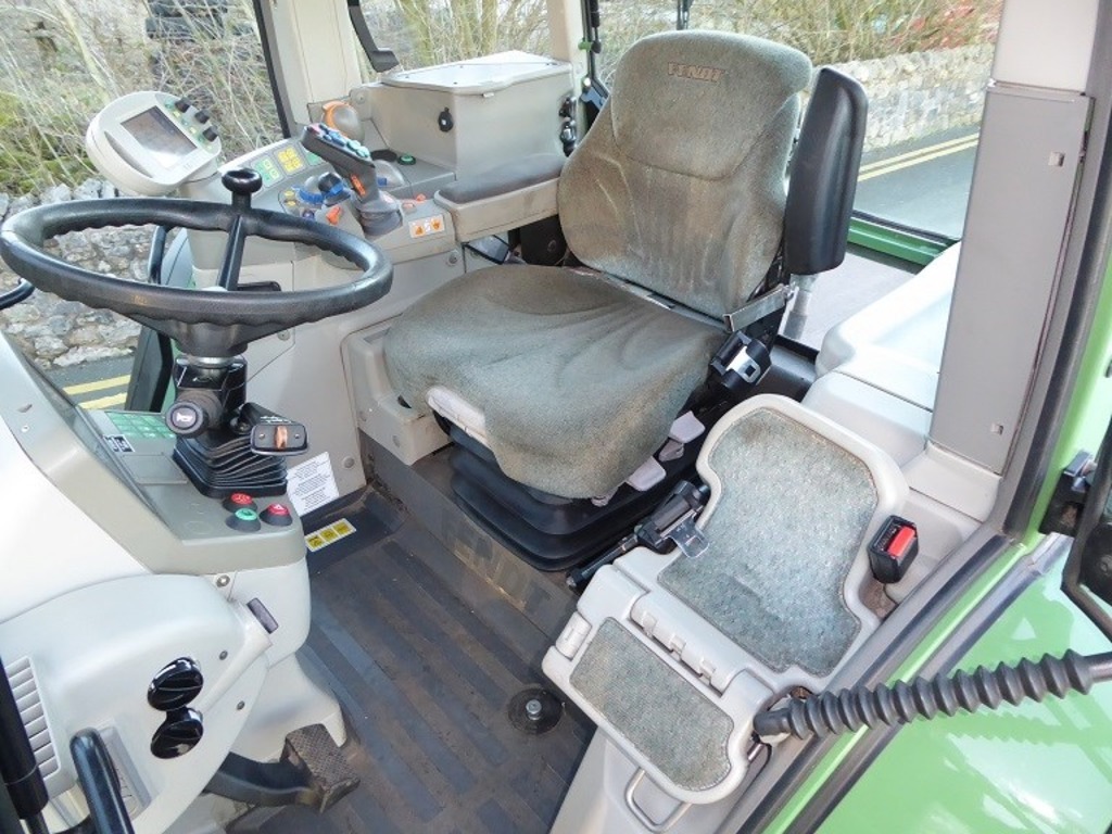 Trattore Fendt 415 Vario in vendita - foto 6