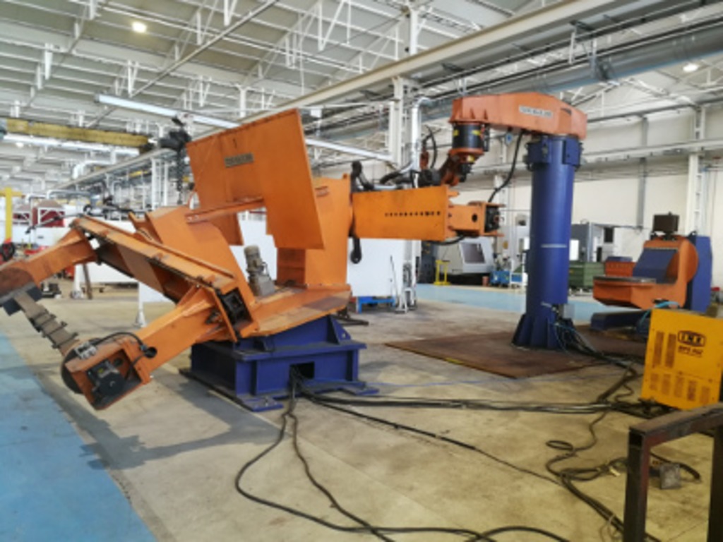 Isola Robot KUKA per saldatura mig mag-posizionatori orbitali in vendita - foto 1