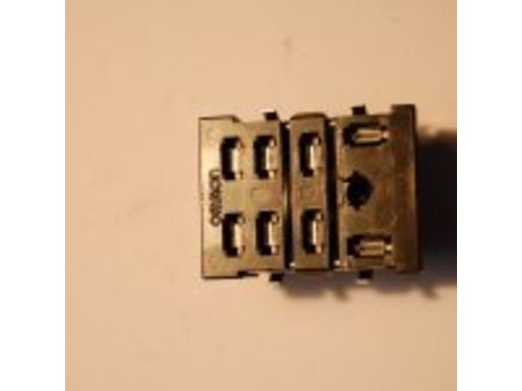 ZOCCOLO PER RELAY in vendita - foto 2