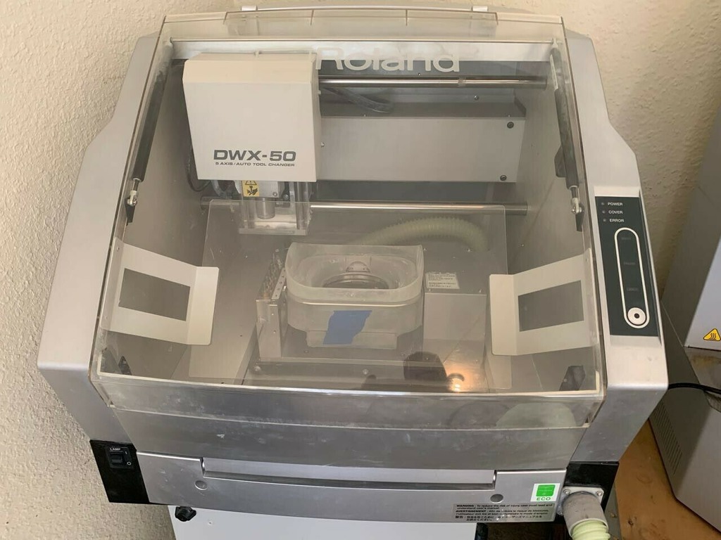 Fresatrice dentale Roland DWX-50- 5 assi in vendita - foto 1