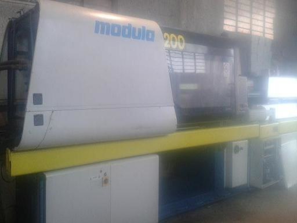 Pressa a iniezione per stampaggio plastica modula 200 in vendita - foto 3
