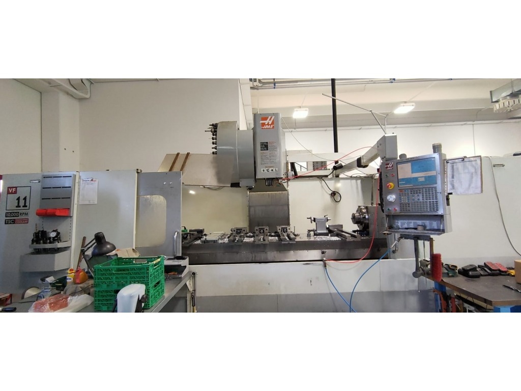 centro di lavoro verticale HAAS VF 11 in vendita - foto 4