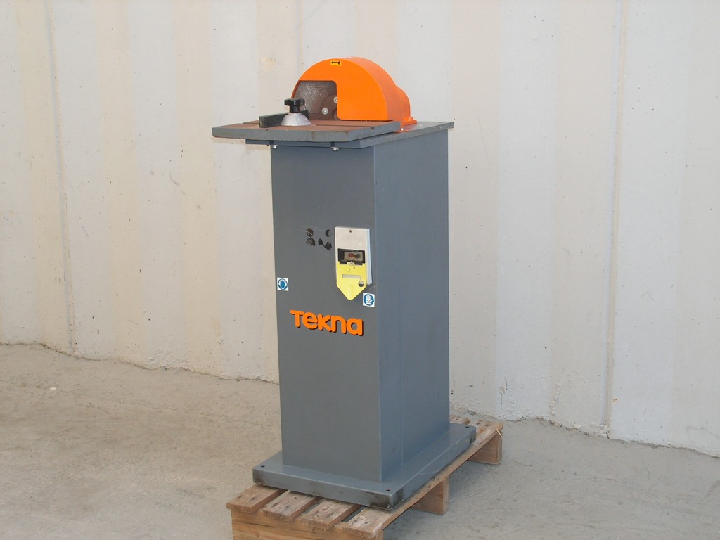 FRESATRICE - TEKNA MOD. TK 150 in vendita - foto 2