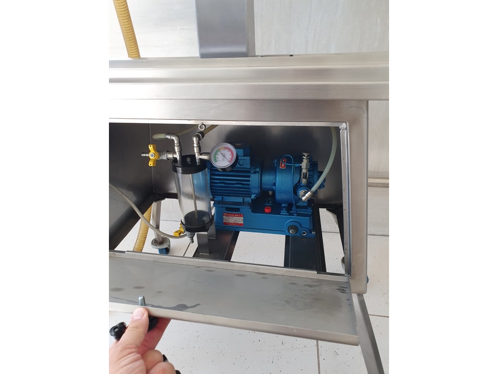 Riempi pesa  lattine/pet/botti 3 macchine disponibili in vendita - foto 4