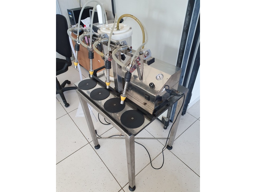 Riempi pesa  lattine/pet/botti 3 macchine disponibili in vendita - foto 9