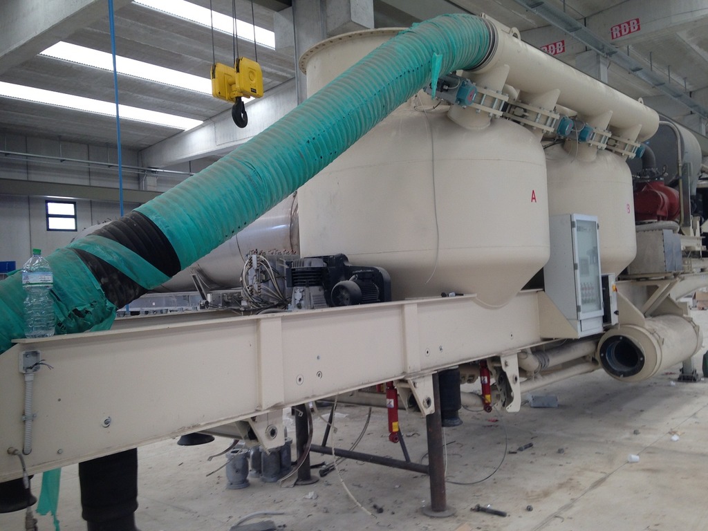 IMPIANTO AUTOMATICO DI ASPIRAZIONE E DISTRIBUZIONE POLVERI E GRANULARI in vendita - foto 2