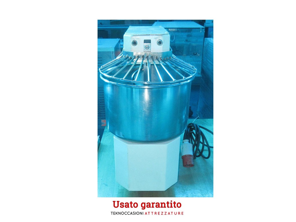 Impastatrice 18 kg usata garantita in vendita - foto 1