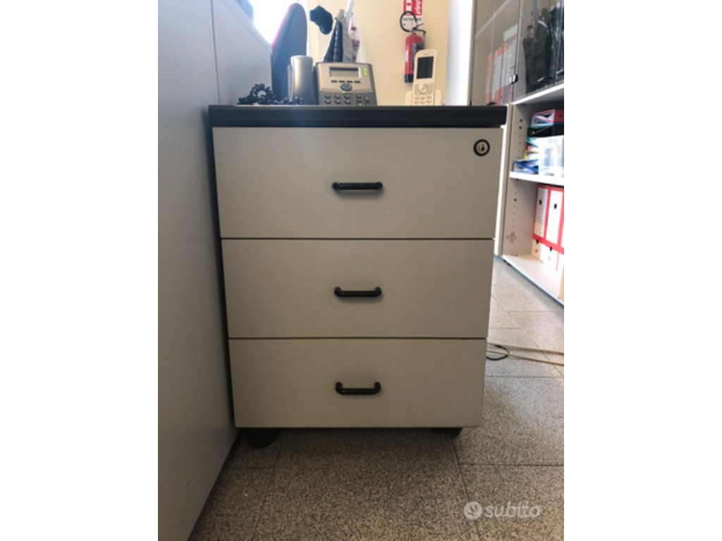 ARREDO COMPLETO DA UFFICIO in vendita - foto 4