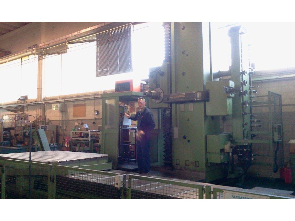 ALESATRICE a T di costruzione TOS, mod in vendita - foto 1