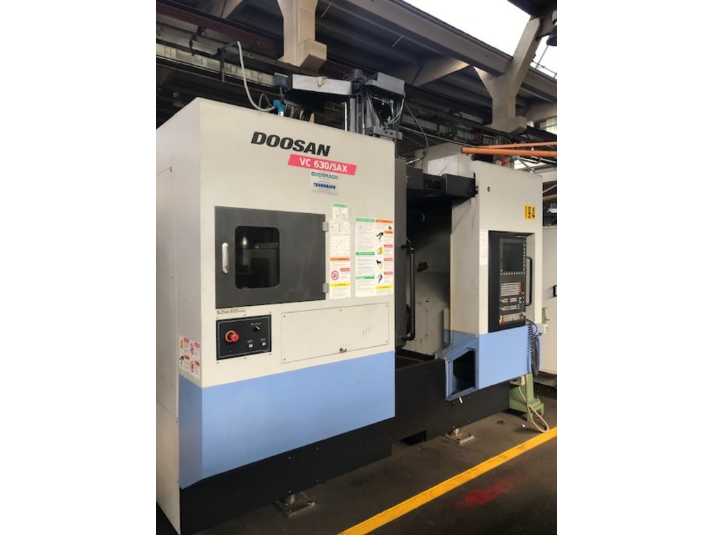 centro lavoro 5 assi Doosan VC 630/5ax in vendita - foto 4