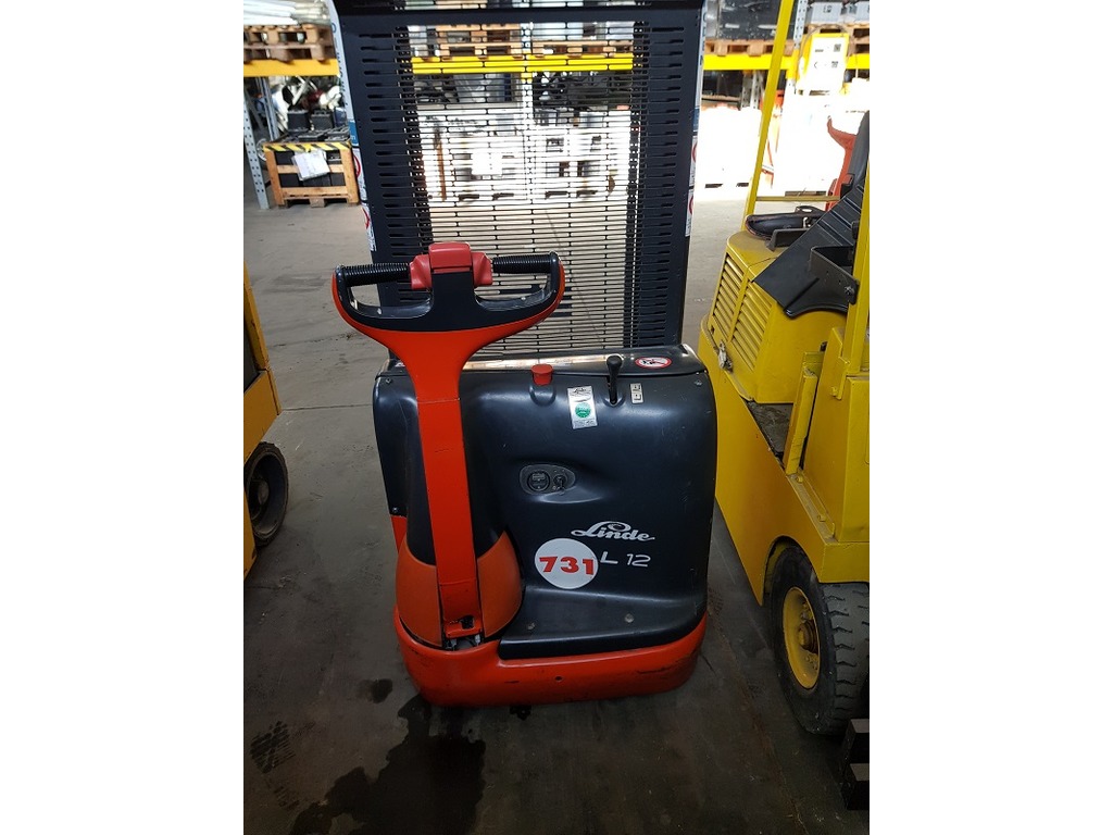 Carrelli elevatori in vendita