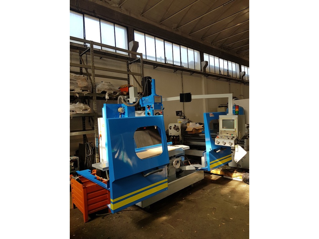 CODICE 1498 FRESATRICE CNC COMU MOD B1000S in vendita - foto 2