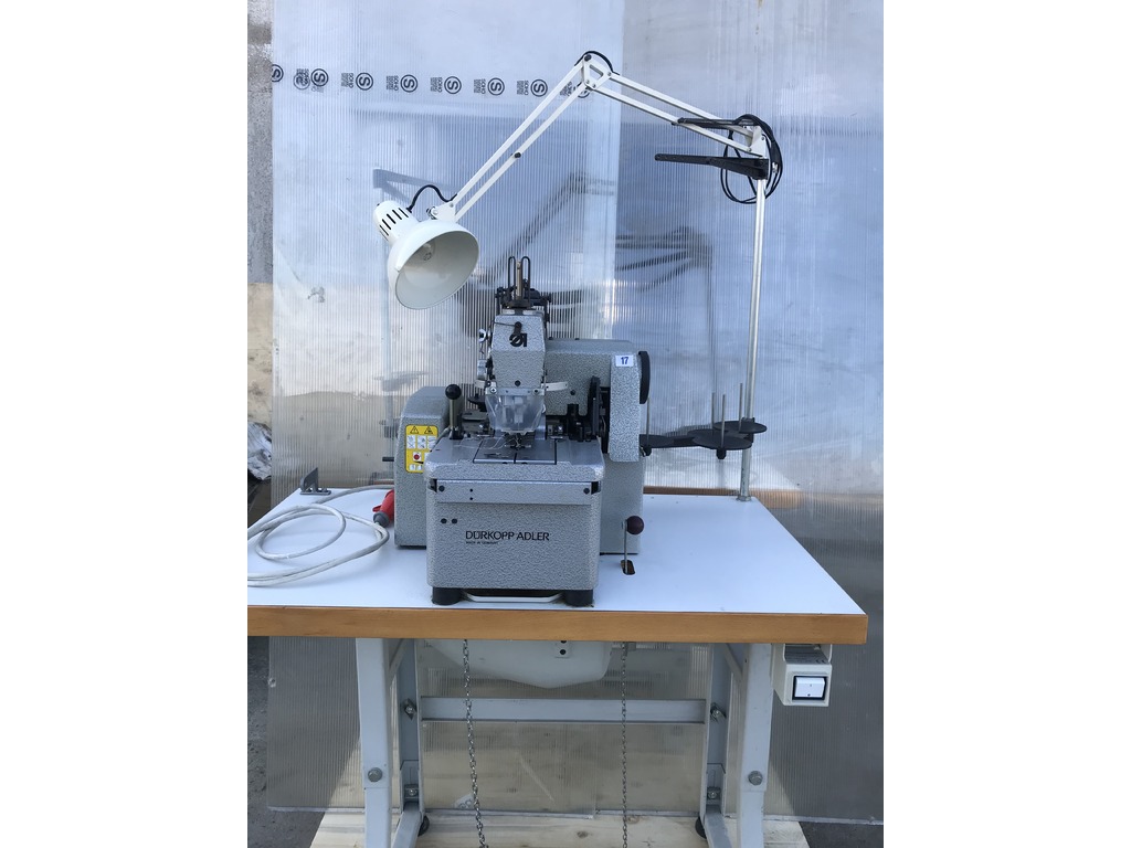 Macchine per cucire in vendita