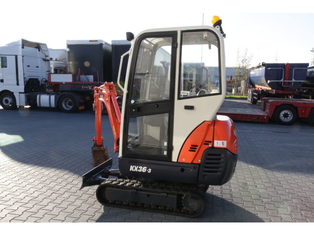 Mini escavatore KUBOTA KX 36-3 in vendita - foto 1