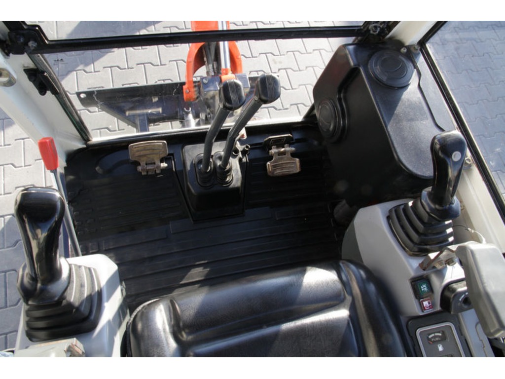 Mini escavatore KUBOTA KX 36-3 in vendita - foto 2
