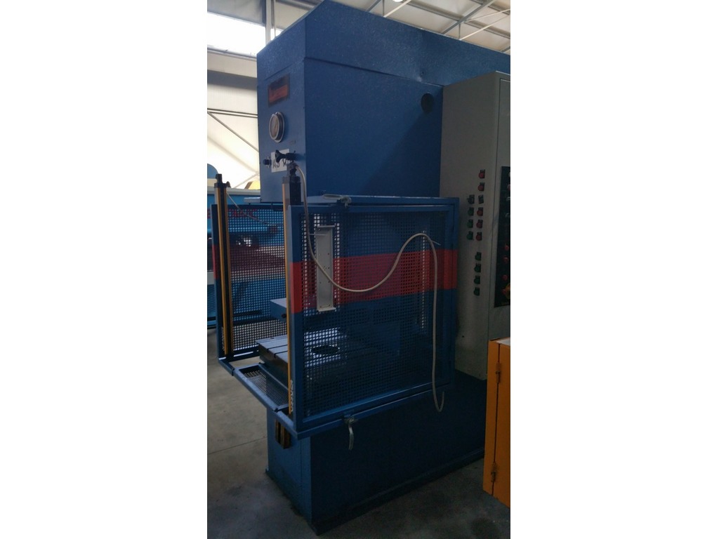 Pressa Lucas 30 ton in vendita - foto 2